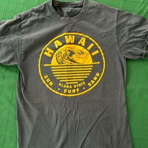 Youth L/XL Hawaii t-shirt “Aloha State. Sun. Surf.Sand.”
